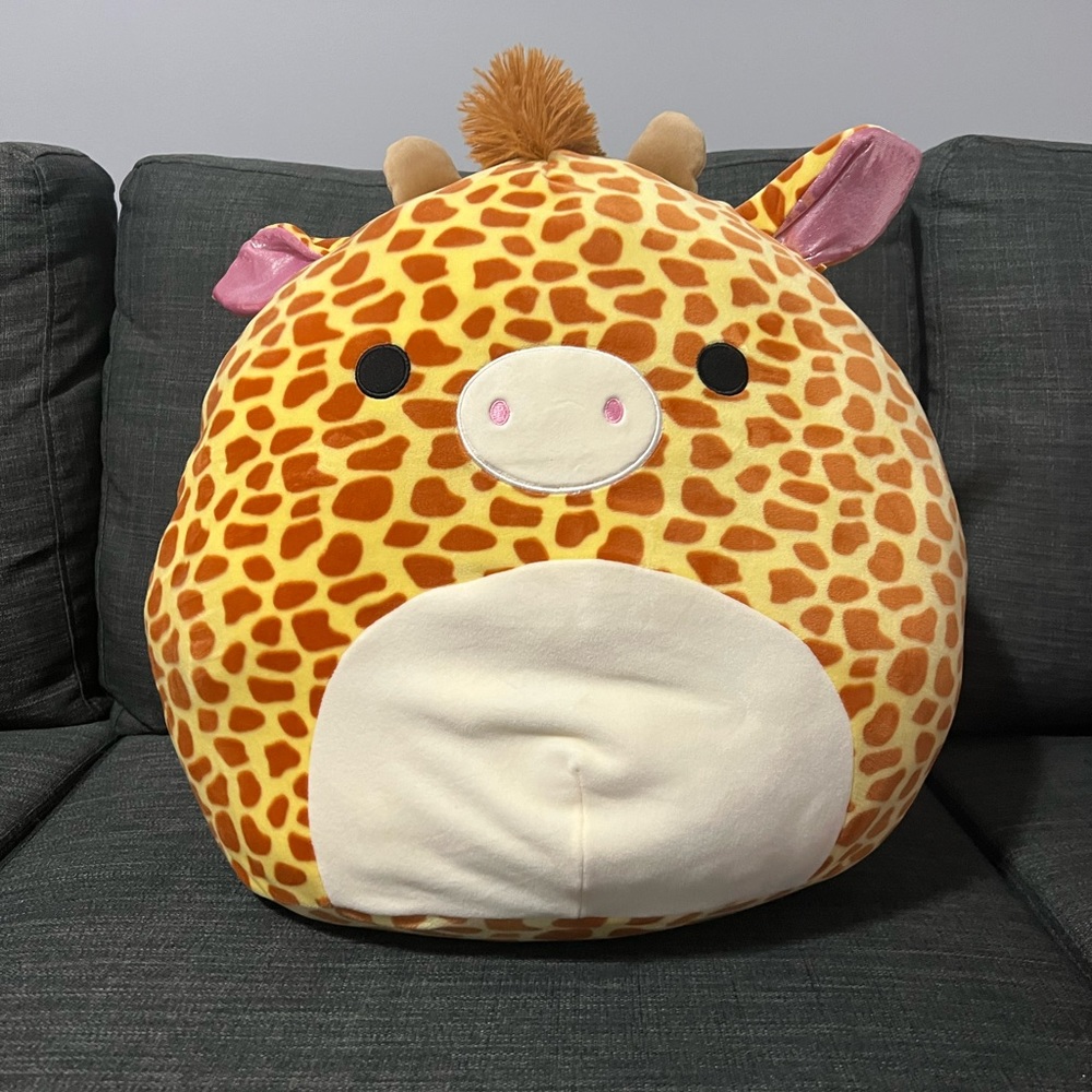 16” Gary the Giraffe Squishmallow